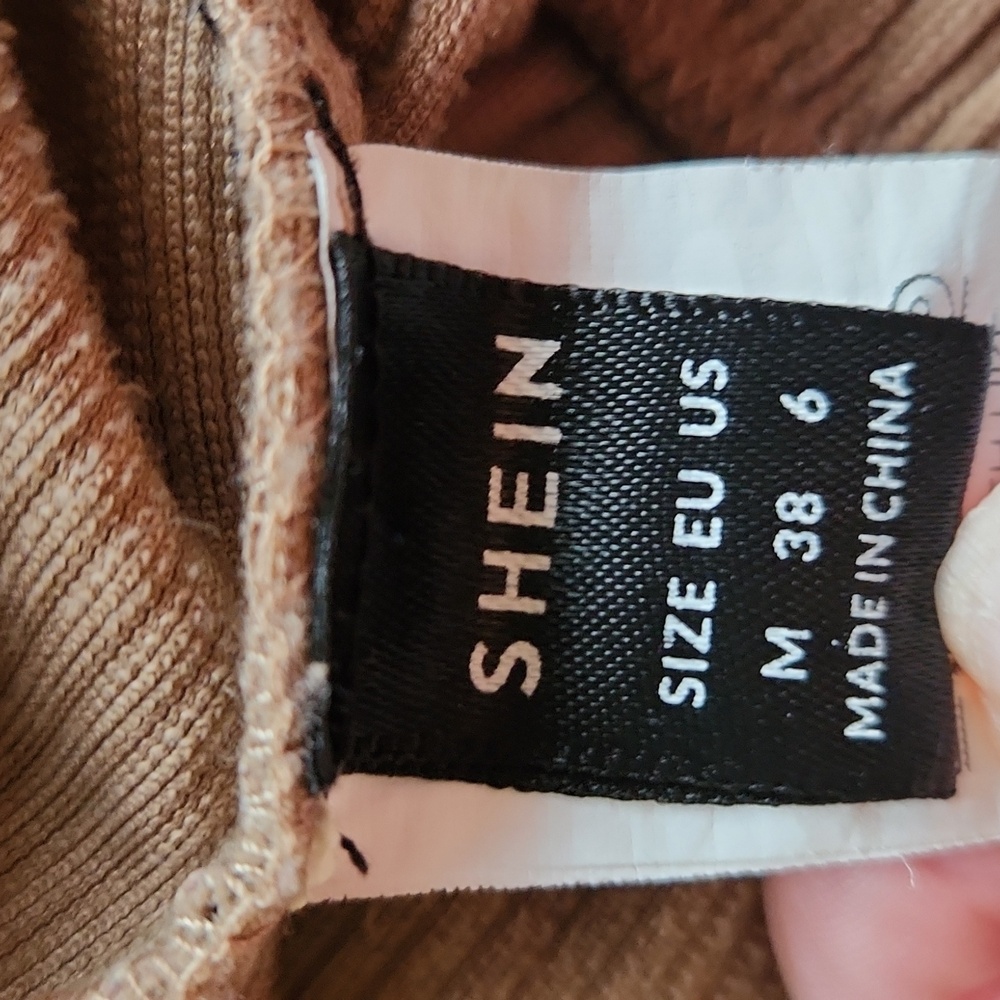 Brown crop corduroy jacket womans size medium with zipper - Picture 7 of 8